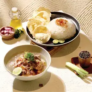Sop Buntut Gurih Spesial